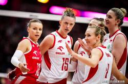 赫伯茨落泪！波兰女排5局险胜晋级世锦赛八强，意大利零封横扫