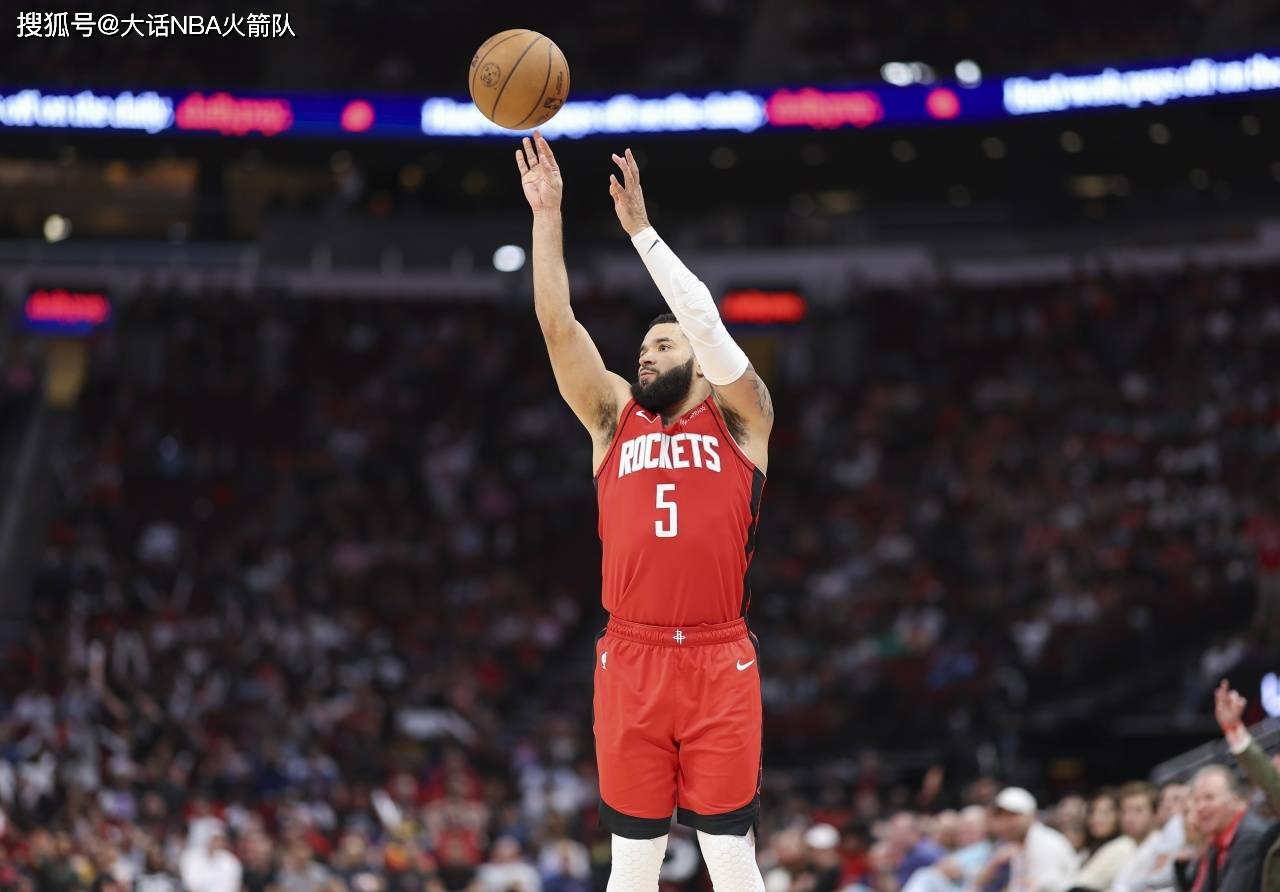 休赛期 火箭未雨绸缪的引援 为何现在成为最尴尬的存在