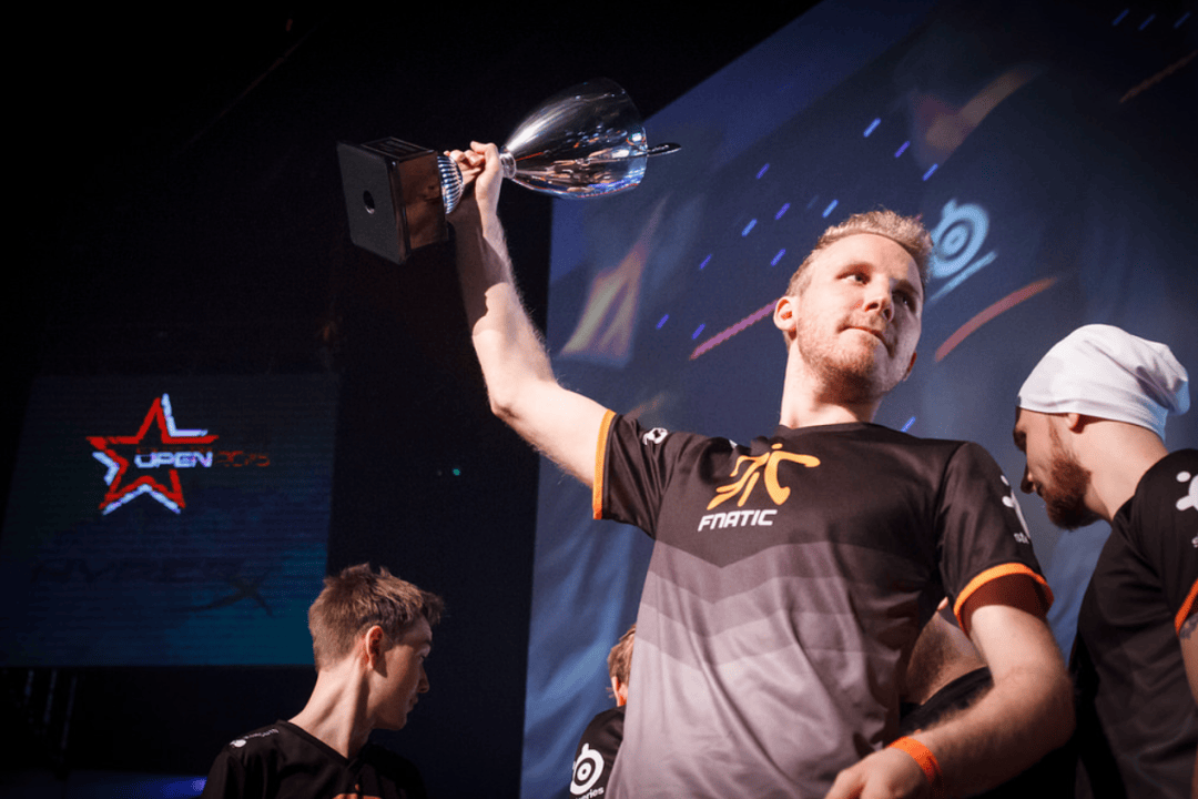 民间的游戏战术,为啥能“打败”职业选手?