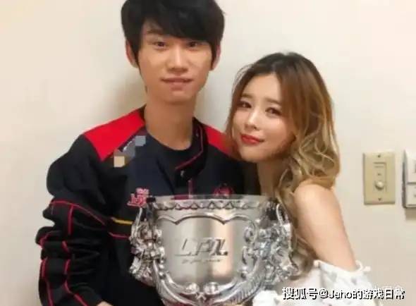 100% 终别 LPL!Doinb 官宣退役,S9 冠军中单谢幕?