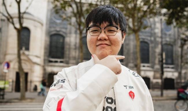 【一竞技1JingJi】LOL:FPX官宣退出LPL赛事 369大概率休息AL全员续约